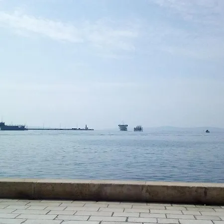 Elly Apartament *